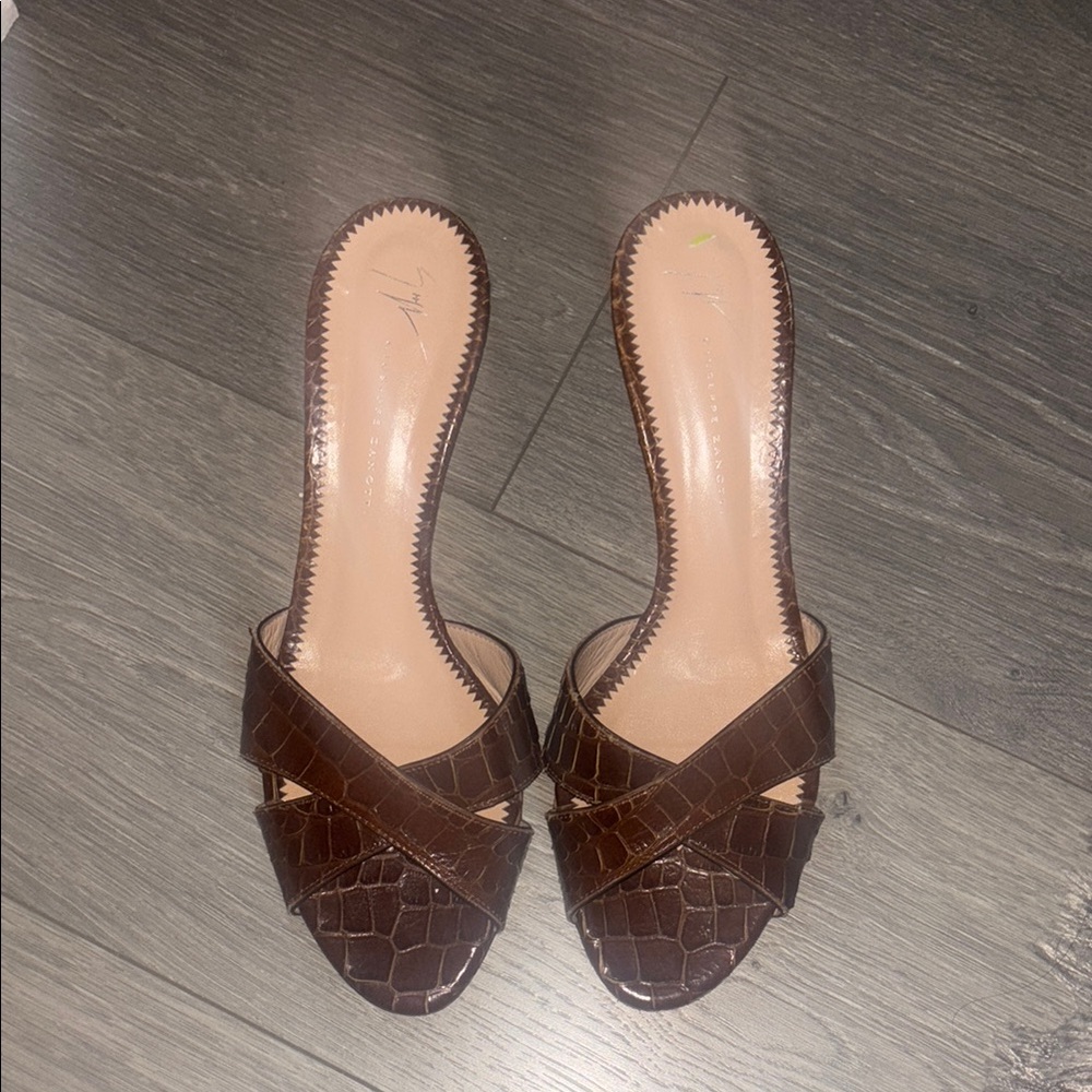 Giuseppe Zanotti Brown Leather Mules with Crisscross Straps
